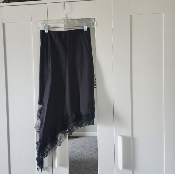 Zara Satin Effect Lace Skirt ZW Collection - Picture 2 of 3